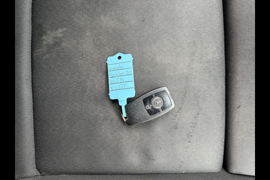 Mercedes-Benz Sprinter 315 1.9 CDI 9G Automaat L2H2 Climate Control Camera Carplay Cruise Control Parkeersensoren achterdeurladder