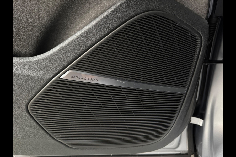 Audi Q7 60 TFSI e quattro S Competition PANO|LUCHTVERING|TREKHAAK|HUD|B&O|AMBIENT|360 CAM|ALARM|STOELVENTILATIE|MASSAGE|21 INCH