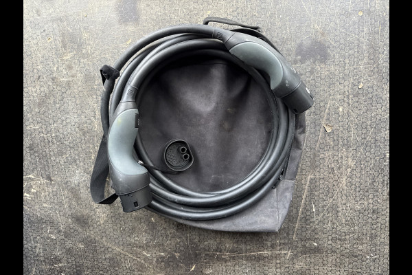 Mercedes-Benz eVito 112 66kWh L2H1 280km WLTP 96% (SOH) Snelladen Climate Control Cruise Control Carplay Camera Stoelverwarming