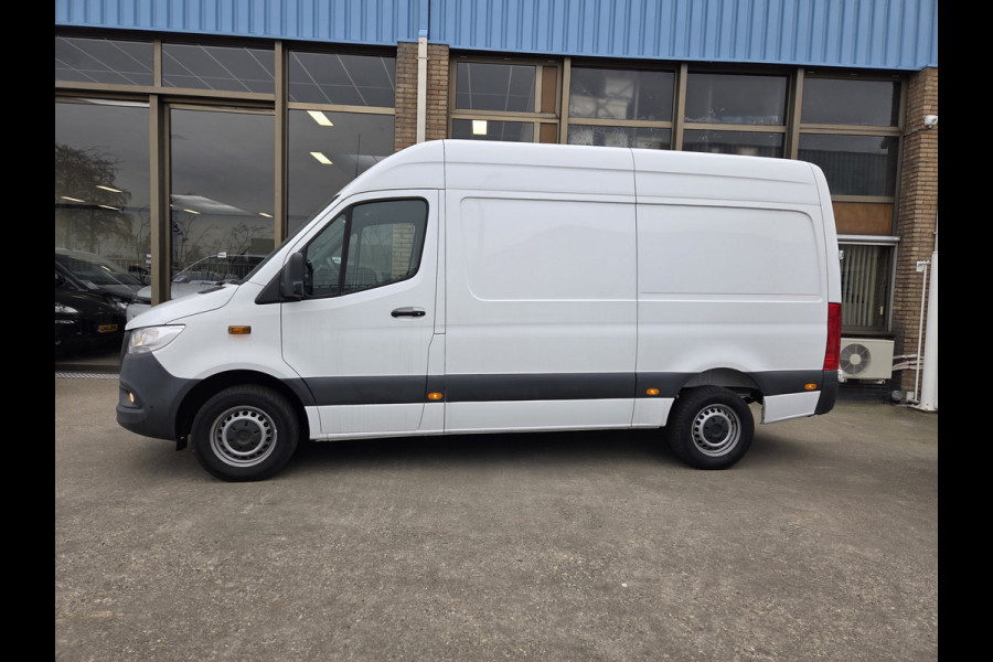 Mercedes-Benz Sprinter 317 CDI L2H2 RWD MBux Camera PDC Navi Airco Cruisecontrol - ZONDER KRASSEN OF DEUKEN -