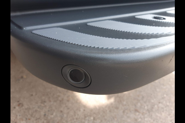 Mercedes-Benz Sprinter 317 CDI L2H2 RWD MBux Camera PDC Navi Airco Cruisecontrol - ZONDER KRASSEN OF DEUKEN -