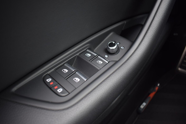 Audi A4 Avant 35 TFSI S edition Competition | 2x S-Line | Matrix | Apple CarPlay | Half Leer