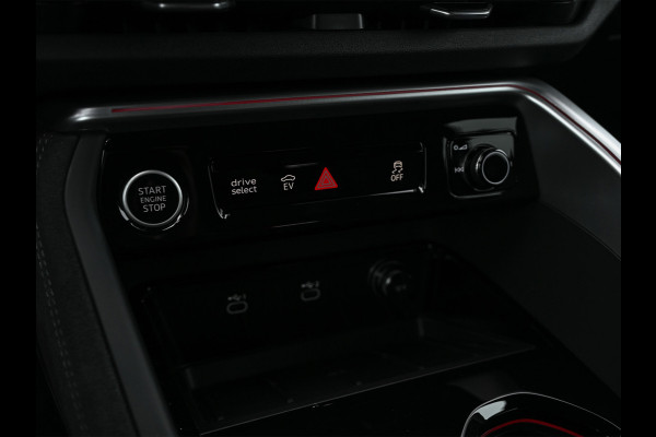 Audi Q5 2.0 TFSI e-hybrid quattro 368pk S edition Competition | S-Seats | B&O Sound | Head-Up | Memory | 360 Camera | Trekhaak | Keyless entree | Adaptive Cruise | Ambiance interieur | MMI bijrijder display|