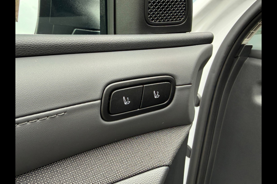 Hyundai Tucson 1.6 T-GDI HEV Premium Sky nw model - Automaat - Pano/schuifdak - Leder - Trekhaak - Org.NL