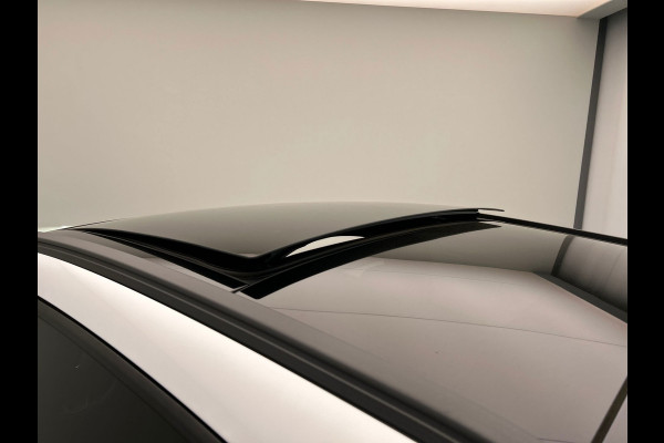 Ford Kuga 2.5 PHEV ST-Line X | Pano/Dak | B&O | Trekhaak | Apple/Carplay