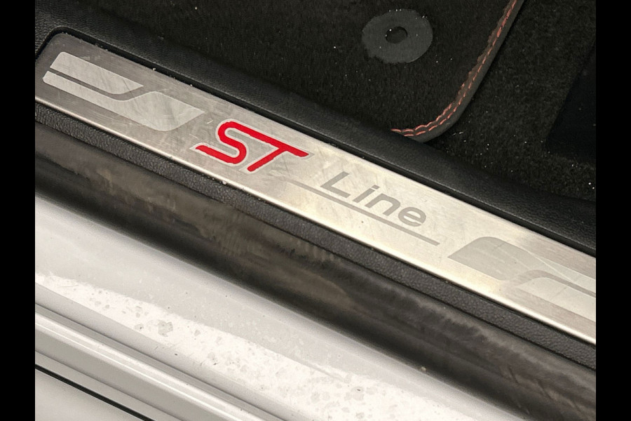 Ford Kuga 2.5 PHEV ST-Line X | Pano/Dak | B&O | Trekhaak | Apple/Carplay