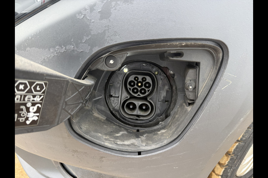 Mercedes-Benz eVito 112 66kWh 286km WLTP 95.8% (SOH) 50kW Snelladen Climate Control Cruise Control Stoelverwarming