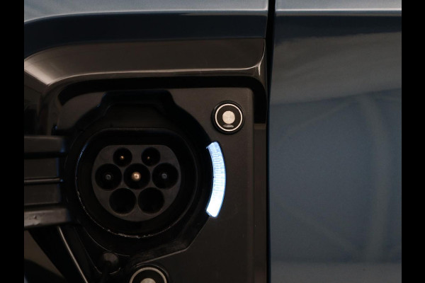 Lynk & Co 01 1.5 Plug In | Panoramadak | Infinity by Harman | Camera | Adaptive cruise | Stoelverwarming | Carplay | Memory | Full LED | PHEV