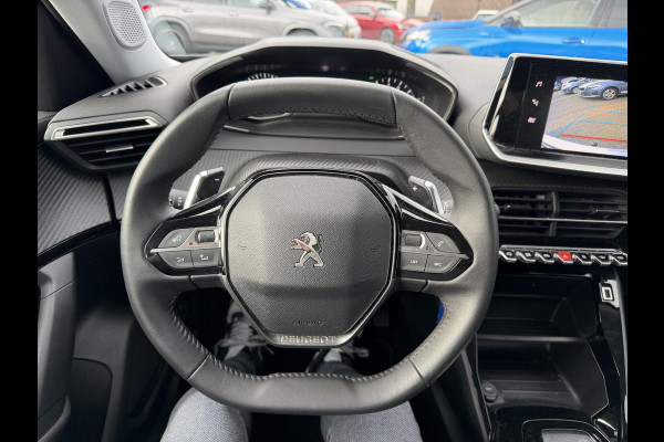 Peugeot 2008 1.2 PureTech Active Pack 131PK | AUTOMAAT | CAMERA | NAVIGATIE | AFN. TREKHAAK RIJKLAAR GELEVERD MET 12 MND BOVAG GARANTIE |