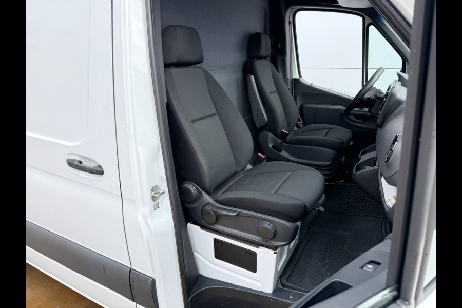 Mercedes-Benz Sprinter 316 2.2 CDI Automaat L1H1 LED Dubbele Schuif Climate Control Cruise Control Imperiaal Trekhaak Carplay Camera Stoelverwarming Standkachel