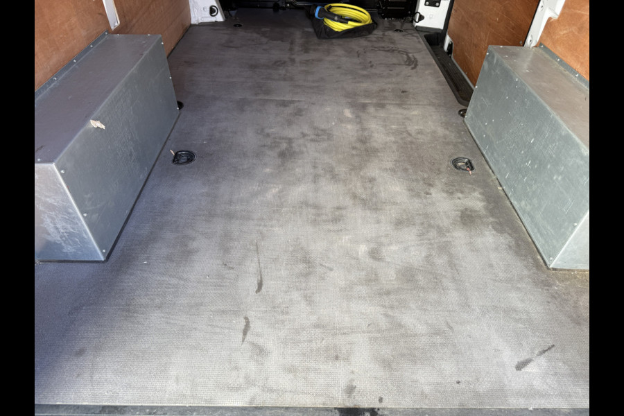 Mercedes-Benz eVito 112 66kWh 280km WLTP 96% (SOH) 80KW Snelladen Climate Control Cruise Control Stoelverwarming Apple Carplay Parkeersensoren Voor en Achter