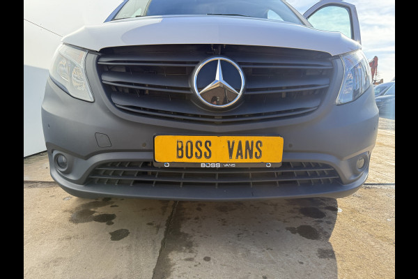 Mercedes-Benz eVito 112 66kWh 280km WLTP 96% (SOH) 80KW Snelladen Climate Control Cruise Control Stoelverwarming Apple Carplay Parkeersensoren Voor en Achter