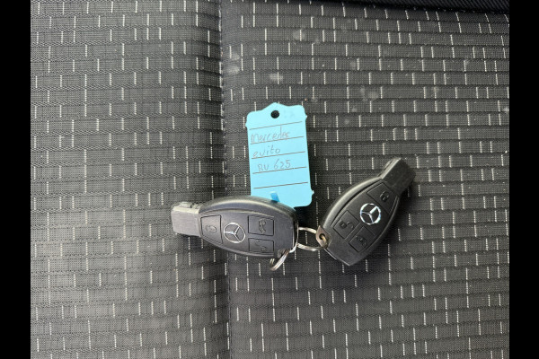 Mercedes-Benz eVito 112 66kWh 280km WLTP 96% (SOH) 80KW Snelladen Climate Control Cruise Control Stoelverwarming Apple Carplay Parkeersensoren Voor en Achter