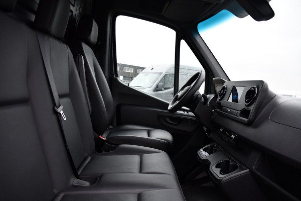 Mercedes-Benz Sprinter 317 1.9 CDI L2H2 RWD PB Edition Camera, Cruise, Carplay, LED, 170pk, Stoelverwarming, NAVI, Sensoren, Leder, Uniek!