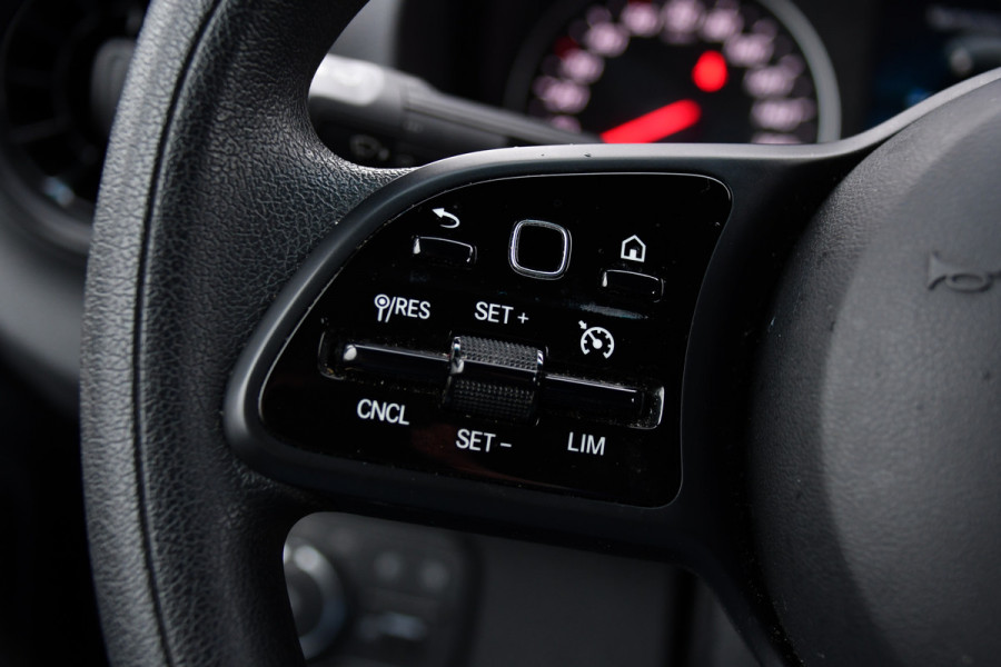 Mercedes-Benz Sprinter 317 1.9 CDI L2H2 RWD PB Edition Camera, Cruise, Carplay, LED, 170pk, Stoelverwarming, NAVI, Sensoren, Leder, Uniek!