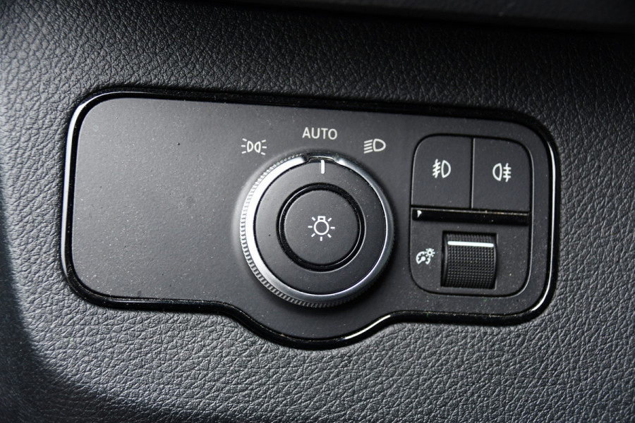 Mercedes-Benz Sprinter 317 1.9 CDI L2H2 RWD PB Edition Camera, Cruise, Carplay, LED, 170pk, Stoelverwarming, NAVI, Sensoren, Leder, Uniek!