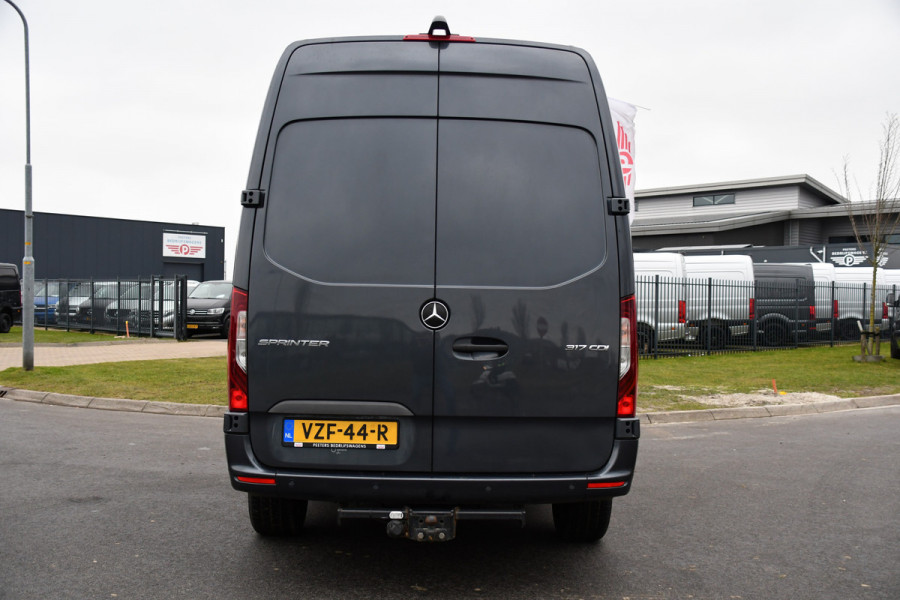 Mercedes-Benz Sprinter 317 1.9 CDI L2H2 RWD PB Edition Camera, Cruise, Carplay, LED, 170pk, Stoelverwarming, NAVI, Sensoren, Leder, Uniek!