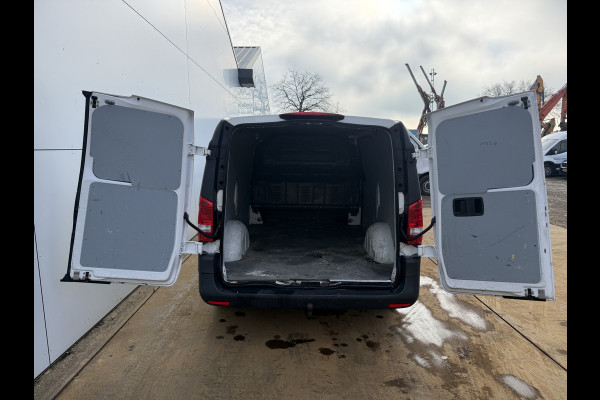 Mercedes-Benz Vito 114 2.1 CDI Automaat L2H1 Climate Control Cruise Control Trekhaak Stoelverwarming