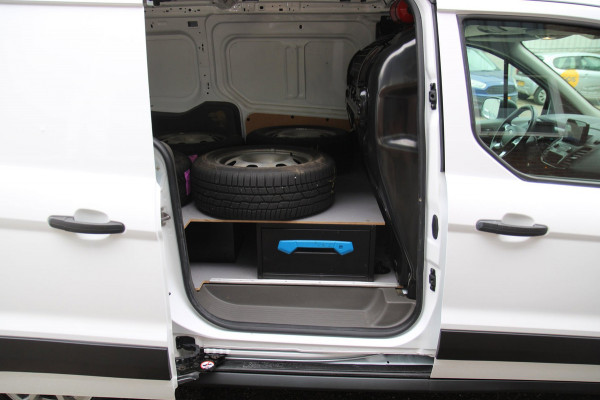 Ford Transit Connect 1.5 EcoBlue 120PK L2 Trend / Laadruimte inrichting / Camera / 3 zits