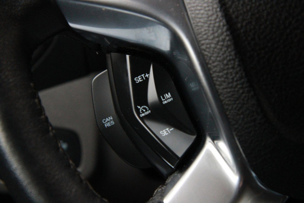 Ford Transit Connect 1.5 EcoBlue 120PK L2 Trend / Laadruimte inrichting / Camera / 3 zits