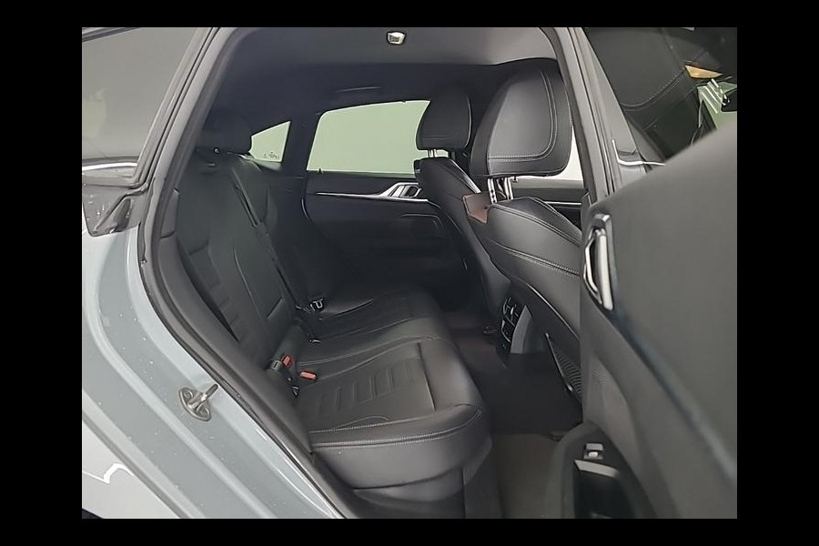 BMW i4 Aut. eDrive40 High Executive 84 kWh | Leder | Camera | ACC |