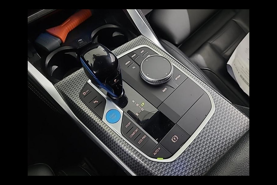 BMW i4 Aut. eDrive40 High Executive 84 kWh | Leder | Camera | ACC |