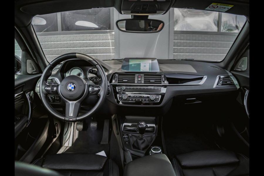 BMW 1-serie 118i Edition M Sport Shadow High Executive