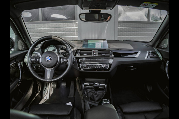 BMW 1-serie 118i Edition M Sport Shadow High Executive