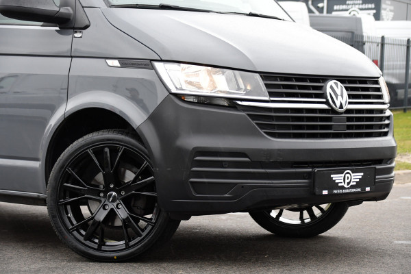 Volkswagen Transporter 2.0 TDI L2H1 30 PB Edition Adaptieve Cruise, Carplay, 150pk, Sensoren, Voorruit verwarming, Automaat, Leder, Uniek!