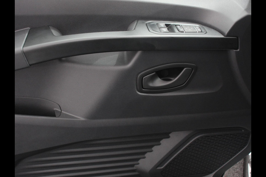 Renault Trafic 2.0 Blue dC1 150PK T30 L2H1 Advance Automaat Navigatie | Airco | Lichtmetalen velgen | Betimmering | Trekhaak | Camera | Parkeer sensoren | Dab