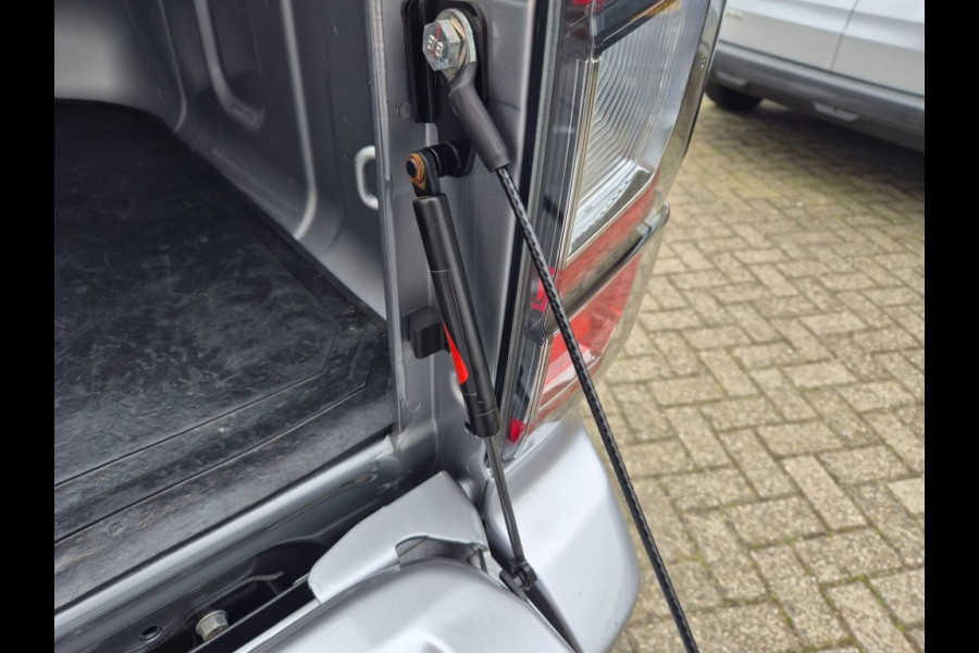 Isuzu D-max V-Cross MY25 Double Cab verlengd 5-persoons BPM vrij trekhaak 3500 Kg trekgewicht