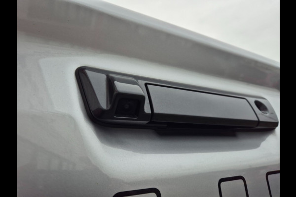 Isuzu D-max V-Cross MY25 Double Cab verlengd 5-persoons BPM vrij trekhaak 3500 Kg trekgewicht