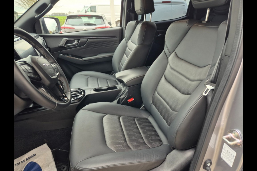 Isuzu D-max V-Cross MY25 Double Cab verlengd 5-persoons BPM vrij trekhaak 3500 Kg trekgewicht