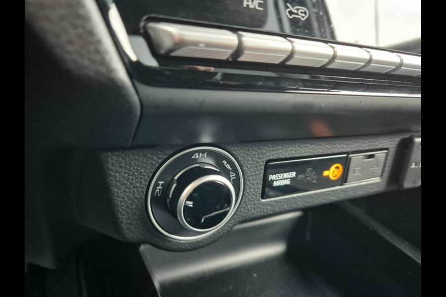 Isuzu D-max V-Cross MY25 Double Cab verlengd 5-persoons BPM vrij trekhaak 3500 Kg trekgewicht