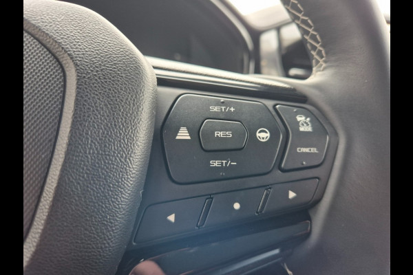 Isuzu D-max V-Cross MY25 Double Cab verlengd 5-persoons BPM vrij trekhaak 3500 Kg trekgewicht