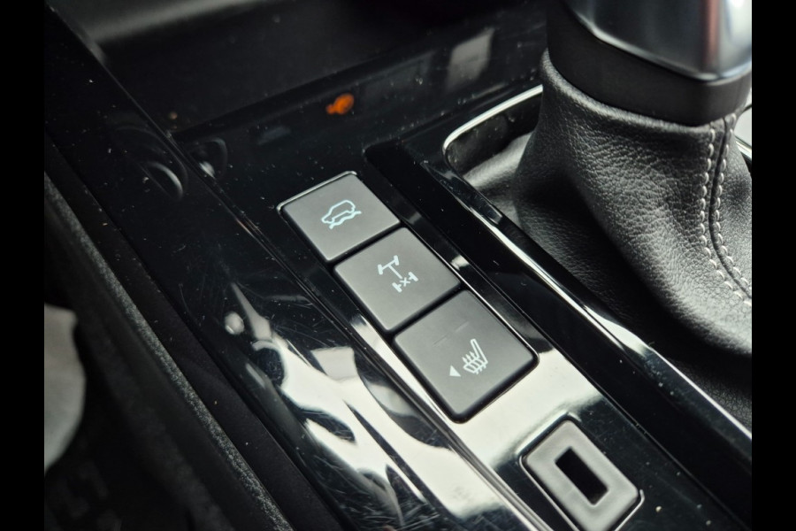 Isuzu D-max V-Cross MY25 Double Cab verlengd 5-persoons BPM vrij trekhaak 3500 Kg trekgewicht