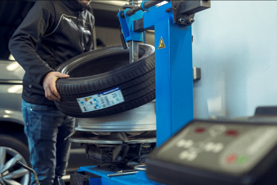 Kia Picanto 1.0 CVVT ComfortLine / ALL-Season / Airco / DAB / 1e Eigenaar / NED-Picanto / Nieuwe APK + Remblokken / Elec-PAkket