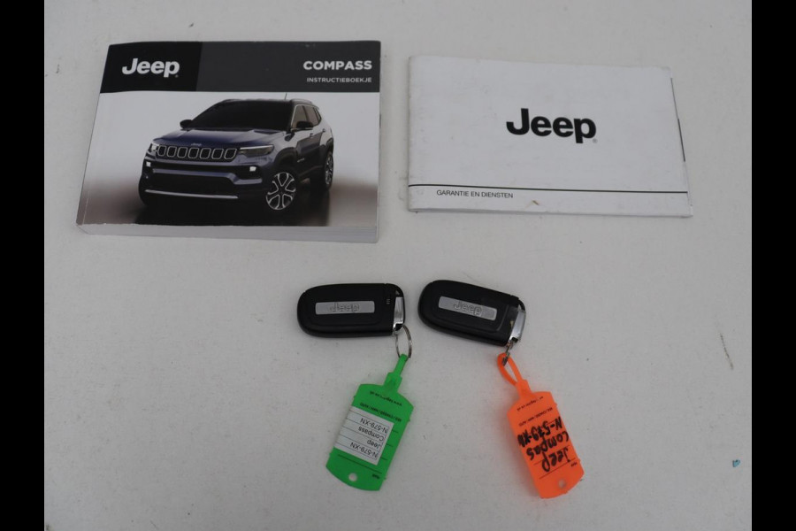 Jeep Compass 4xe 190 Plug-in Electric Limited | Panoramadak | Leder | Trekhaak | Stoelverwarming | 19'' | Carplay | Camera | Adaptive cruise | Navigatie | Full LED | PHEV