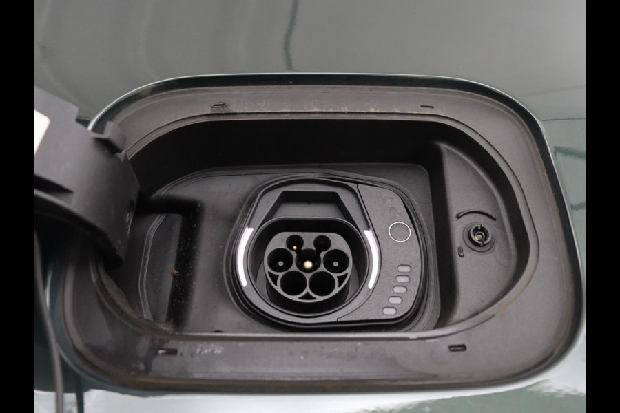 Jeep Compass 4xe 190 Plug-in Electric Limited | Panoramadak | Leder | Trekhaak | Stoelverwarming | 19'' | Carplay | Camera | Adaptive cruise | Navigatie | Full LED | PHEV