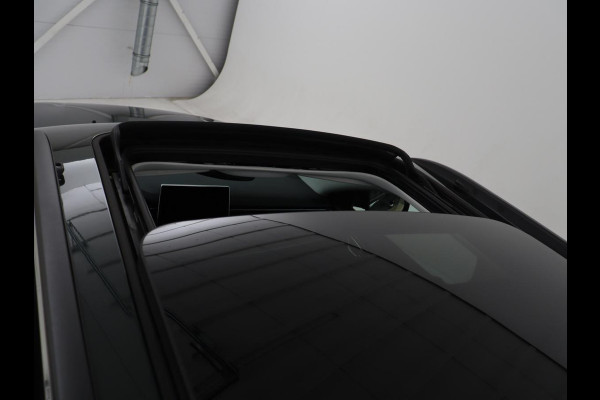 Jeep Compass 4xe 190 Plug-in Electric Limited | Panoramadak | Leder | Trekhaak | Stoelverwarming | 19'' | Carplay | Camera | Adaptive cruise | Navigatie | Full LED | PHEV