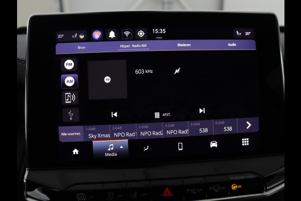 Jeep Compass 4xe 190 Plug-in Electric Limited | Panoramadak | Leder | Trekhaak | Stoelverwarming | 19'' | Carplay | Camera | Adaptive cruise | Navigatie | Full LED | PHEV