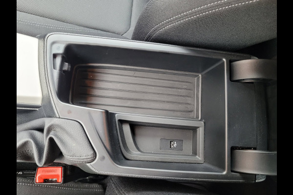 BMW 1-serie 116i Executive, Sport-stoelen, Nieuwe Vanos! (€1300,-)