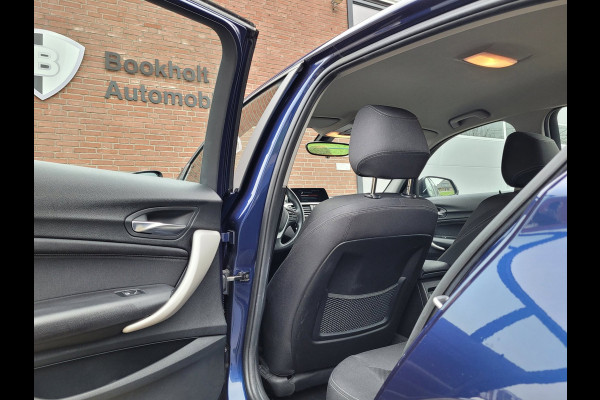 BMW 1-serie 116i Executive, Sport-stoelen, Nieuwe Vanos! (€1300,-)