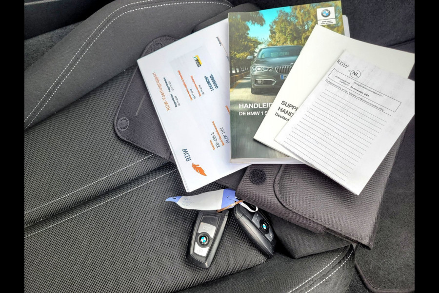 BMW 1-serie 116i Executive, Sport-stoelen, Nieuwe Vanos! (€1300,-)