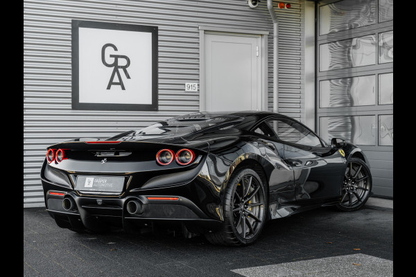 Ferrari F8 Tributo 3.9 V8 HELE | Carbon velgen | Pass. display | Lift | Daytona racing seats