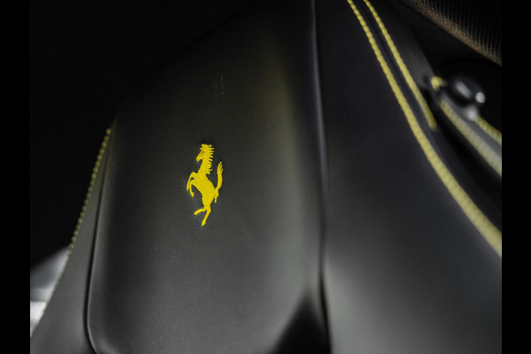 Ferrari F8 Tributo 3.9 V8 HELE | Carbon velgen | Pass. display | Lift | Daytona racing seats