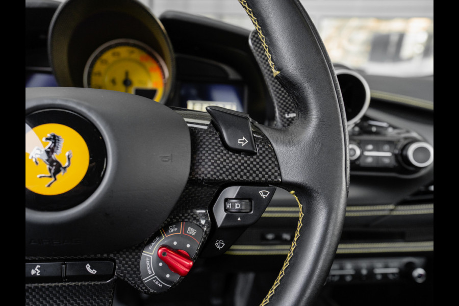 Ferrari F8 Tributo 3.9 V8 HELE | Carbon velgen | Pass. display | Lift | Daytona racing seats