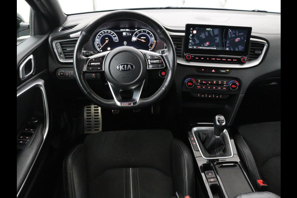 Kia ProCeed 1.5 T-GDI GT-Line | Panoramadak | Stoelverwarming | Trekhaak | Leder/Alcantara | Carplay | Stuurverwarming | Camera | Navigatie | Keyless | Full LED | Parkeerhulp | Cruise control