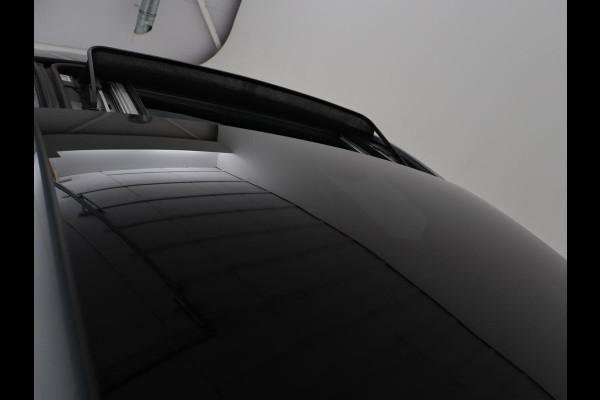 Kia ProCeed 1.5 T-GDI GT-Line | Panoramadak | Stoelverwarming | Trekhaak | Leder/Alcantara | Carplay | Stuurverwarming | Camera | Navigatie | Keyless | Full LED | Parkeerhulp | Cruise control