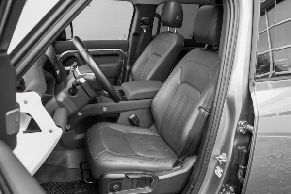 Land Rover Defender 110 2.0 P400e Pano HUD ACC Stuur & Stoelverw